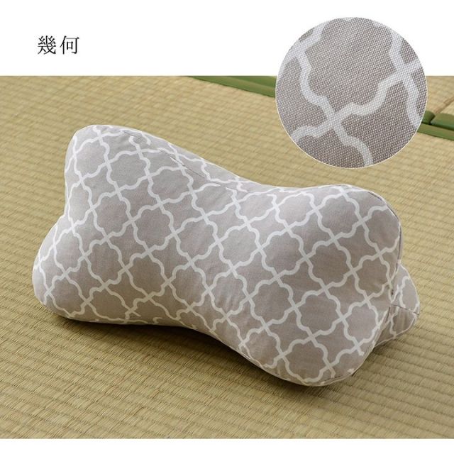 寝具 枕 くつろぐ もっちり 機能性 お昼寝 低反発チップ パイプ 日本製 ほね枕 足枕 約35×17cm