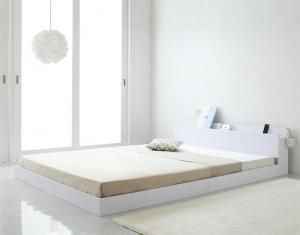 スーパSALE10倍＆4時間限定10％OFF 棚・コンセント付きフロアベッド 国産カバーポケットコイルマットレス付き セミダブル