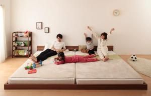 スーパSALE10倍＆4時間限定10％OFF ずっと使える・将来分割出来る・シンプルデザイン大型フロアベッド 国産カバーポケットコイルマットレス付き ワイドK240(SD×2)