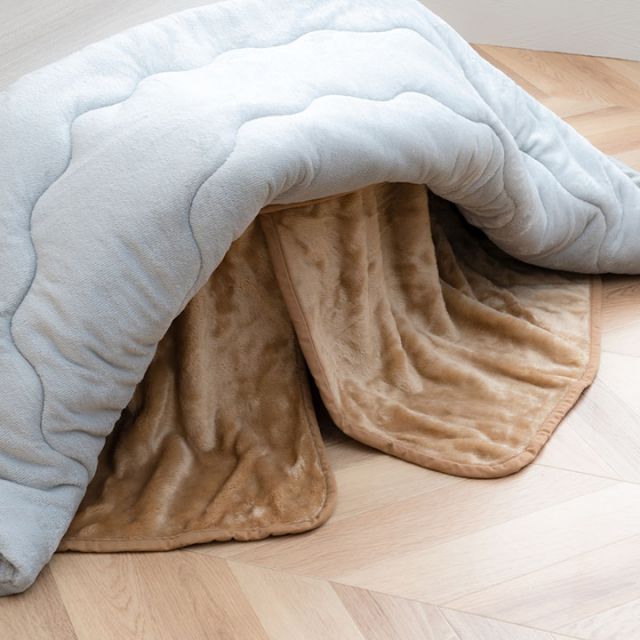 こたつ布団用 中掛け毛布 洗える 円形 アクリル 約110cm