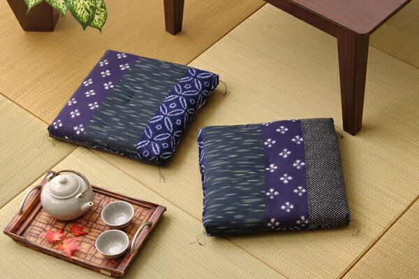 和柄 小座布団 エンジ 2枚組 側サイズ 約40×40cm 製品サイズ 約37×37cm 綿100％ 日本製 〔リビング 居間 店舗〕代引NG クッション・座布団 クッション