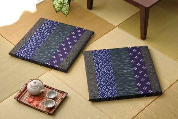 和柄 座布団 ブルー 約55×55cm 2枚組 綿100％ 日本製 絣和柄 座布団 〔リビング 居間 店舗〕代引NG クッション・座布団 クッション