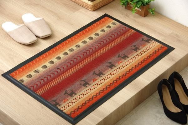 スーパSALE10倍＆4時間限定10％OFF ギャッベ柄 玄関マット/フロアマット 【レッド 約50×80cm】 長方形 洗える 屋内 屋外共用 〔入口 ポーチ テラス〕【代引NG】