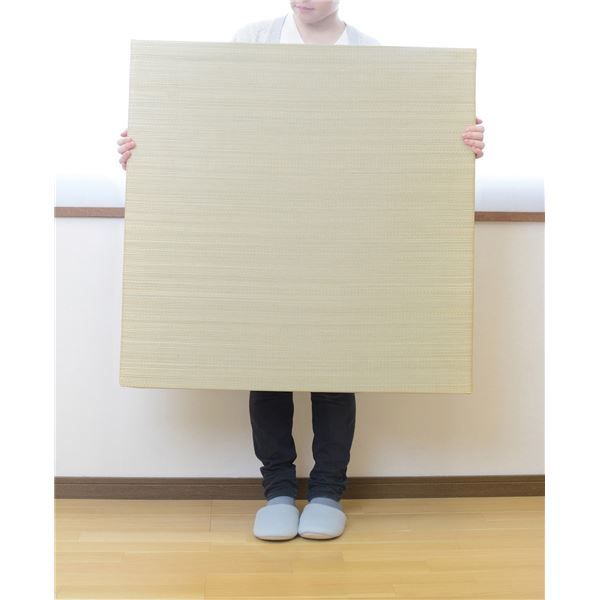 スーパSALE10倍＆4時間限定10％OFF 置き畳/リビング用品 【約幅82×奥行82×高さ2.5cm ナチュラル】 い草100％ 軽量 防滑 空気清浄 キズ防止 『フラッタ 倉敷II』【代引NG】