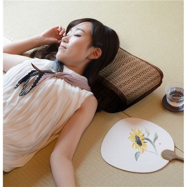い草 ウェーブ枕/寝具 約幅35×奥行20×高さ10cm ブラウン 表面：イ草100％ 『南風 なんぷう』 〔リビング ベッドルーム〕代引NG