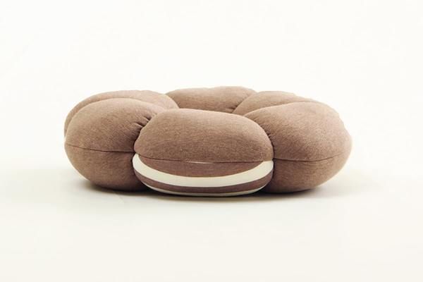 穴あきクッション/円座クション 花 約40cm 丸 ブラウン 低反発 ウレタン オールシーズン 〔リビング オフィス ドライブ〕代引NG