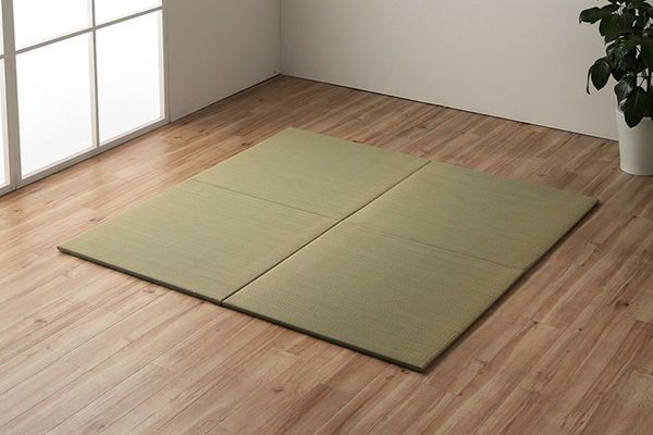 スーパSALE10倍＆4時間限定10％OFF い草 置き畳 ユニット畳 システム畳 サスティナブル 再生不織布 無地 ナチュラル 消臭 縁無し 裏面滑り止め 約70×70cm 2枚組 『みらい U畳』 irucico イルシコ【代引NG】