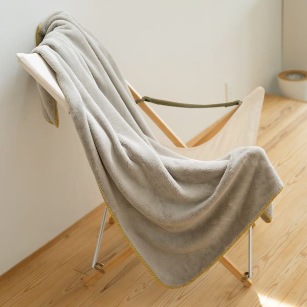 スーパSALE10倍＆4時間限定10％OFF ハーフケット 約100×140cm ダークグレー ステッチ 吸湿発熱機能 もこもこあったか ブランケット リビング インテリア雑貨