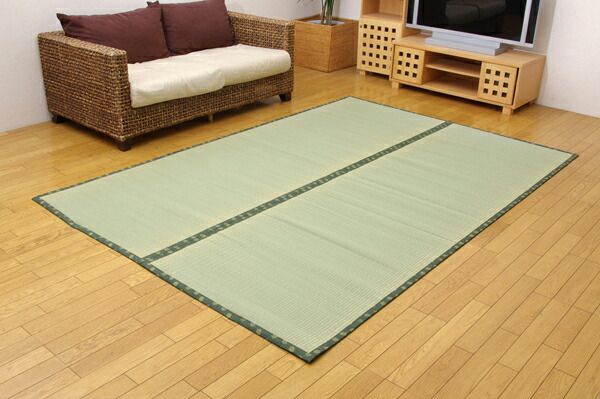 い草 上敷き/ラグマット 江戸間6畳 約261×352cm 裏：ウレタン張 フリーカット 日本製 抗菌 防臭 調湿 〔リビング〕代引NG