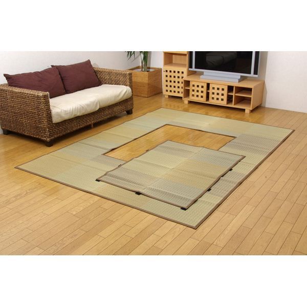い草 ラグマット/絨毯 堀こたつ対応 ベージュ 約191×250cm 中抜き：約90×120cm 抗菌防臭 調湿 裏面不織布 〔リビング〕代引NG