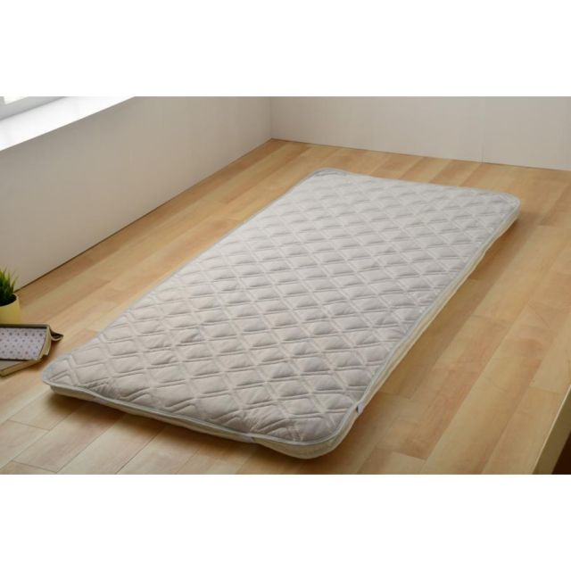 最強冷感敷きパッド  シングル 接触冷感＆裏面メッシュ ひんやり敷パッド シングルサイズ 100ｘ200cm