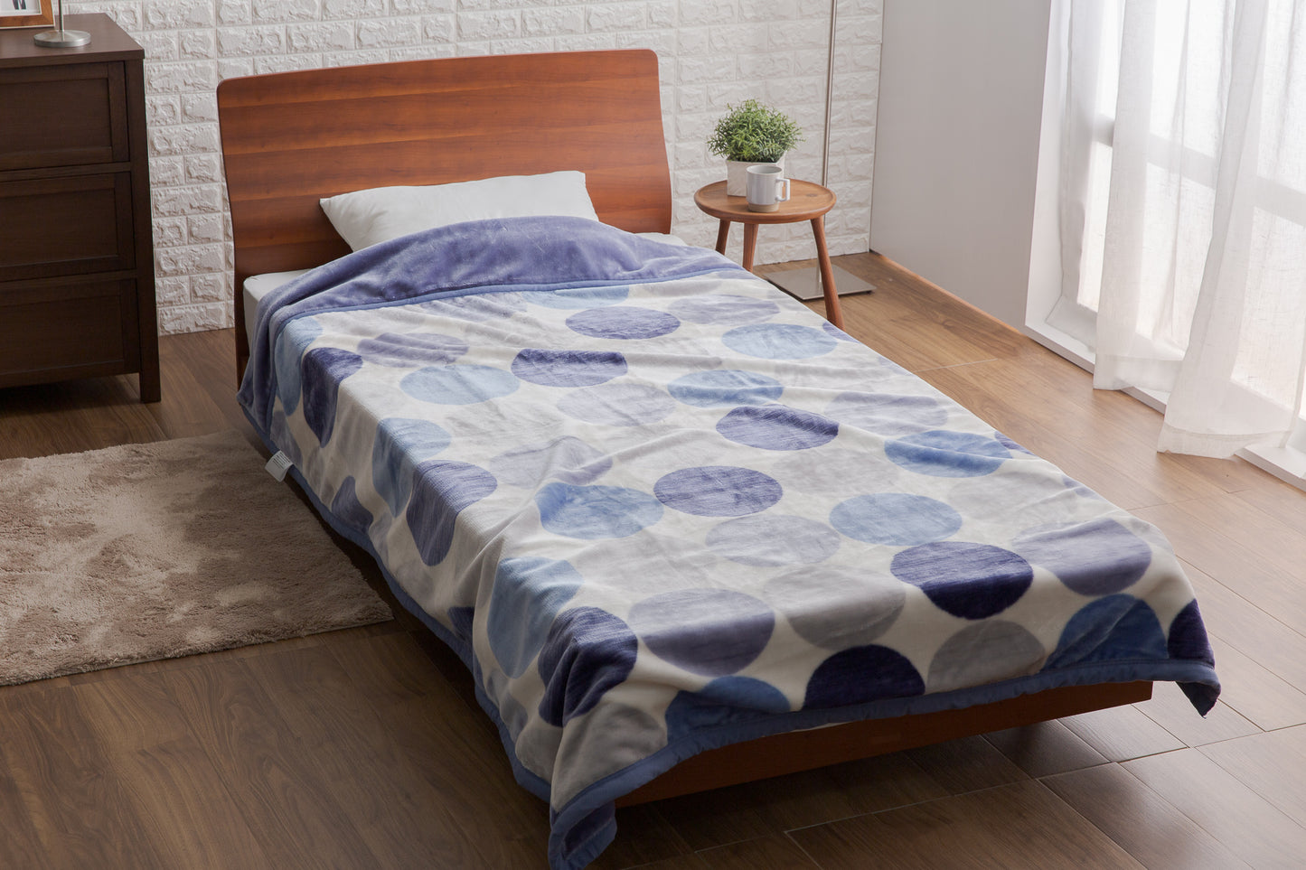 西川ブランド　ふっくらボリューム襟付き合わせ毛布　シングルサイズ | ダブルサイズ